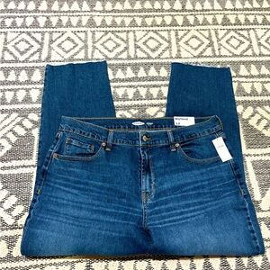 OLD NAVY BOYFRIENDD MID-RISE JEANS